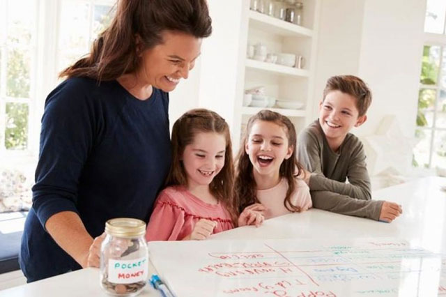 Top 5 lời khuyên để dạy con quản lý tiền bạc