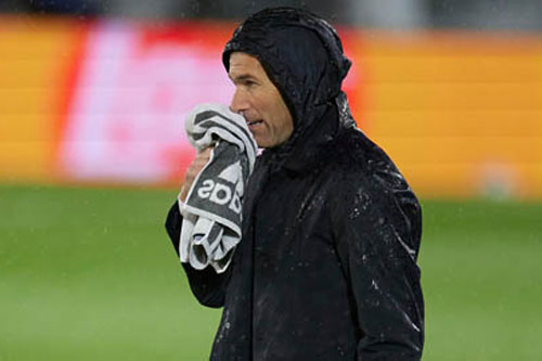 NÓNG: Zidane từ chức HLV trưởng Real Madrid