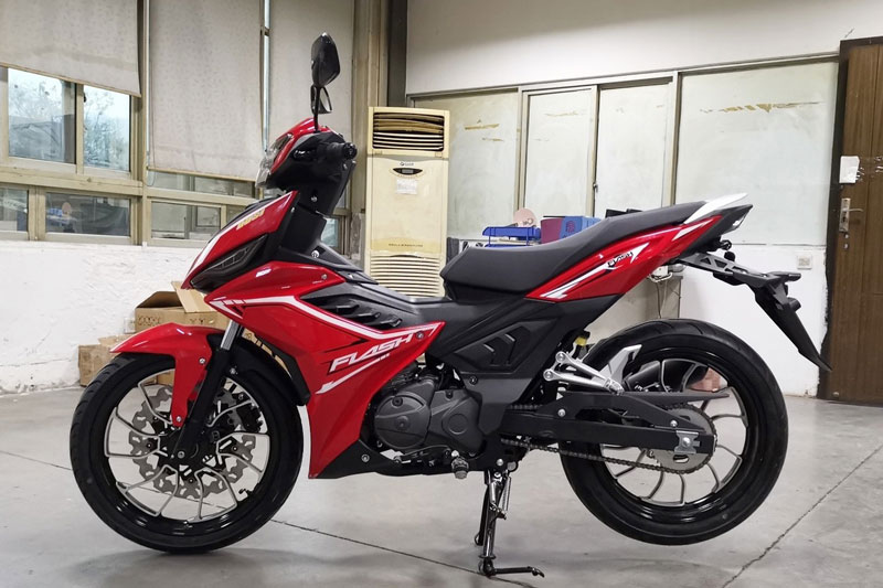 Xe côn tay Trung Quốc có phanh ABS, thiết kế giống Exciter và Winner