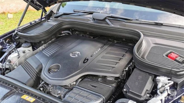 Mercedes-Benz GLE 450 4Matic AMG Line lắp ráp tại Malaysia, giá 2,65 tỷ 2