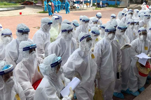 Bộ Y tế yêu cầu Khẩn trương ngăn chặn COVID-19 trong các KCN