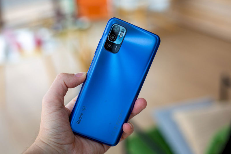 CLIP: Đánh giá chi tiết smartphone 5G rẻ nhất tại Việt Nam