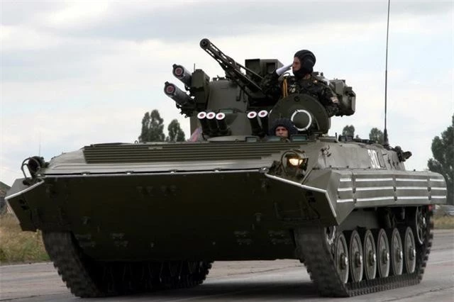 Bi an tung tich 1.800 thiet giap BMP-1 cua Ukraine-Hinh-5