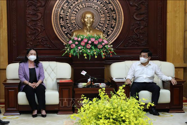 Phó Chủ tịch nước Võ Thị Ánh Xuân thăm, động viên nhân dân Bắc Giang