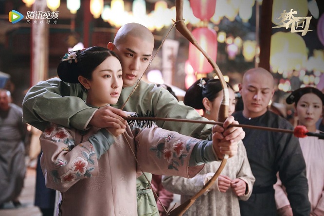 “Tìm anh trong mơ”: 300 năm cách trở, không ngăn nổi tình yêu