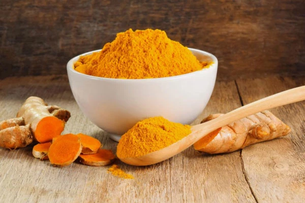 Curcumin trong nghệ có tác dụng ngăn ngừa bệnh mất trí nhớ.