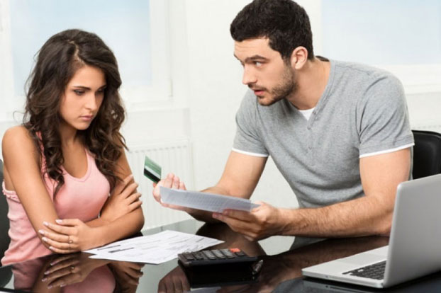 3 bí mật vợ chồng mà phụ nữ thông minh không bao giờ tiết lộ, phụ nữ nông cạn đi kể khắp nơi