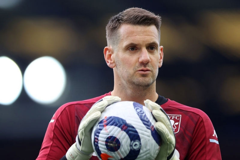 Chuyển nhượng: MU gây sốc khi lên kế hoạch chiêu mộ thủ môn 36 tuổi, sẵn sàng bán De Gea?