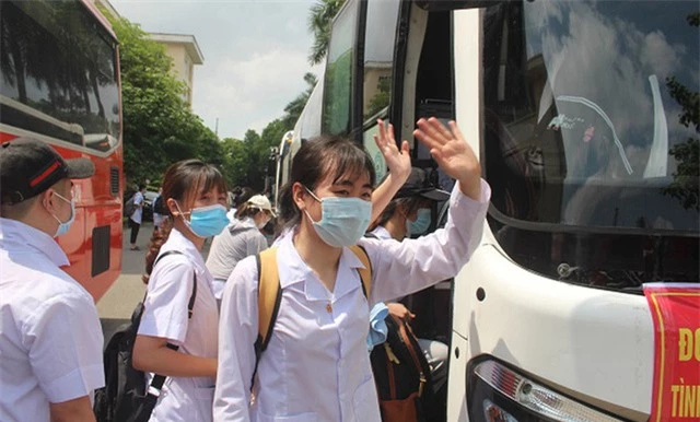 Gần 1.000 sinh viên Y Dược  xung phong chi viện cho Bắc Giang và Bắc Ninh - Ảnh 2.