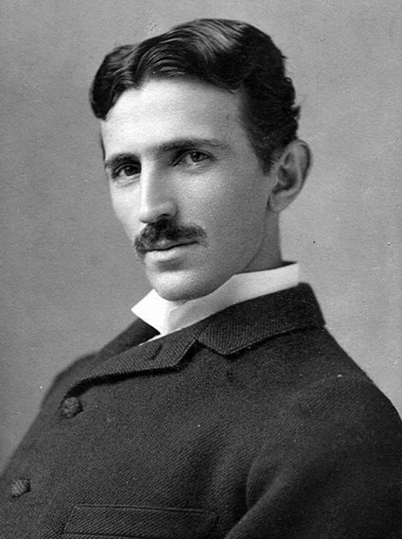 Ảnh chụp Nikola Tesla năm ông 34 tuổi (Ảnh: Wikipedia).