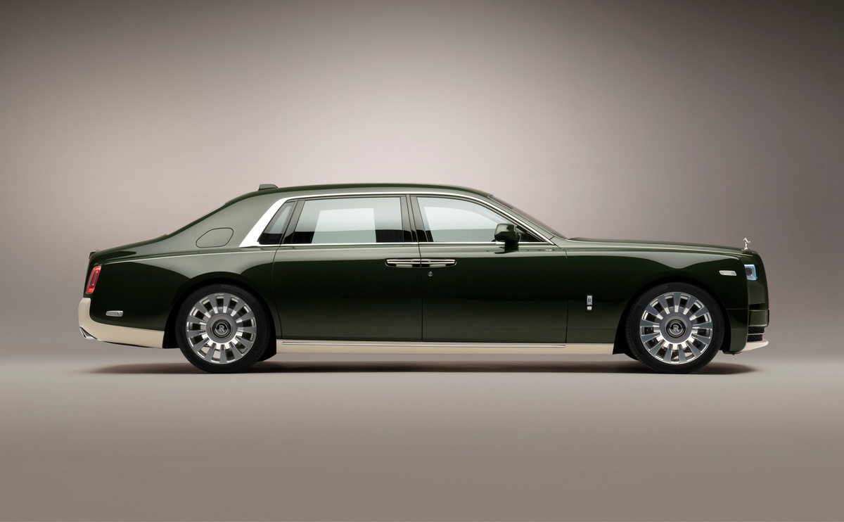 'Lác mắt' trước vẻ đẹp của siêu xe Rolls-Royce Phantom Oribe độc nhất vô nhị của tỷ phú Nhật Bản