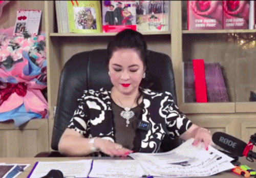 Bà Phương Hằng cam kết không livestream, cơ quan chức năng đã vào cuộc