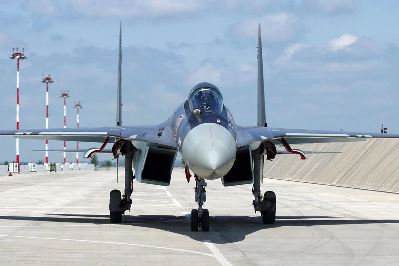 Tiêm kích Su-35.