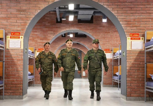 Bên trong doanh trại sành điệu của quân đội Nga