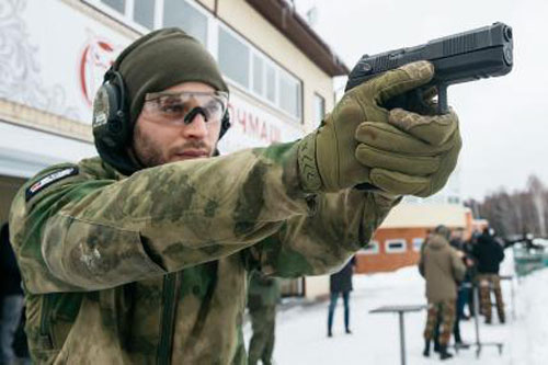 Nga trang bị súng ngắn xuyên giáp