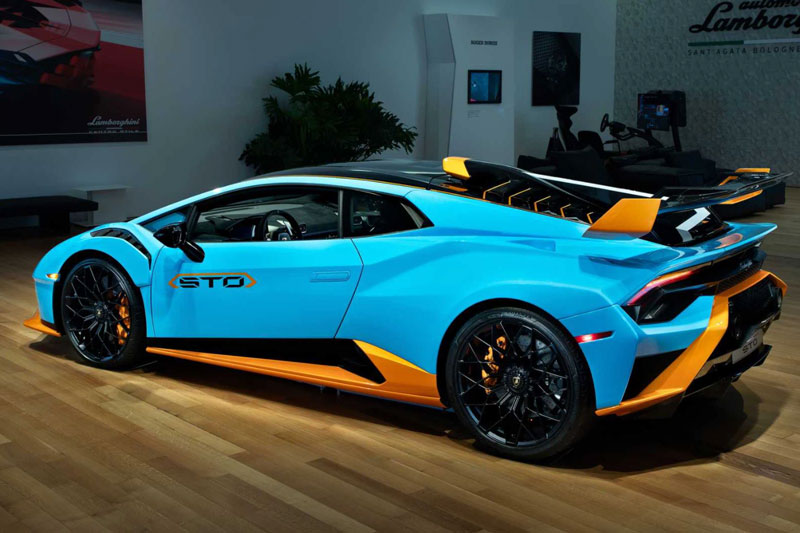 Bên trong câu lạc bộ VIP Lamborghini Lounge: Muốn bước chân vào cửa phải có giấy mời và đang sở hữu siêu xe