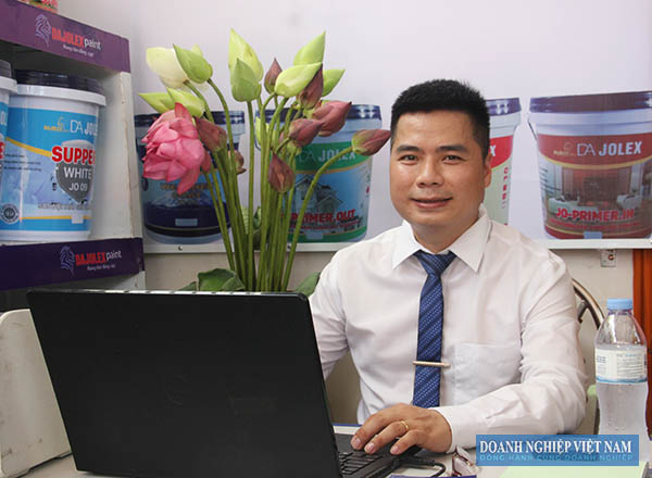 Ông Trần Duy Long, đại diện thương hiệu DAJolex khu vực Thái Hòa. 