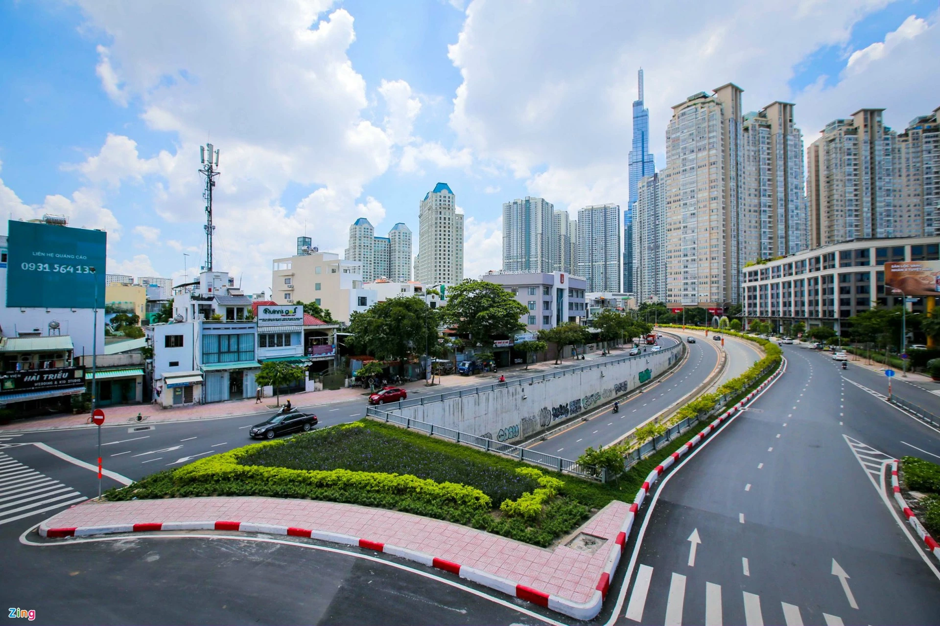 Với những diễn biến dịch phức tạp, TP.HCM quyết định giãn cách xã hội từ 0h ngày 31/5. Ảnh: Phương Lâm. Với những diễn biến dịch phức tạp, TP.HCM quyết định giãn cách xã hội từ 0h ngày 31/5. Ảnh: Phương Lâm.
