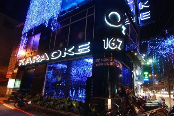 Kinh doanh karaoke quá 12 giờ đêm bị phạt đến 30 triệu đồng