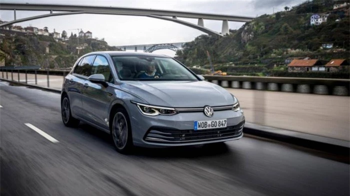 Volkswagen Golf Mk8 ra mắt, giá từ 2,18 tỷ đồng 1