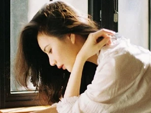 Đêm trước ngày rước dâu, mẹ gọi tôi vào phòng dặn dò, trở ra tôi chỉ muốn bỏ trốn không cưới xin gì nữa