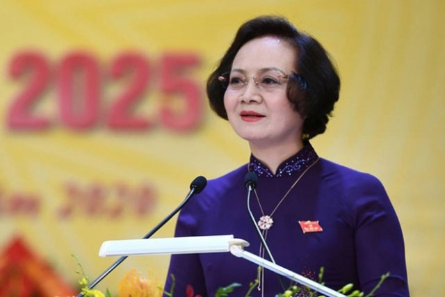 Bộ Nội vụ đề xuất bỏ hàng loạt chứng chỉ bồi dưỡng với công chức, viên chức