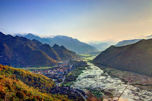 Thung lũng Mai Châu - bức tranh thiên nhiên hài hòa ở Tây Bắc