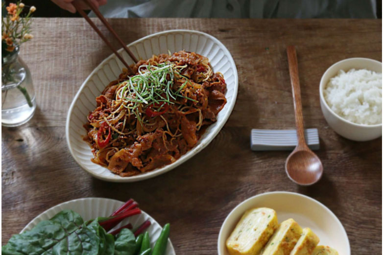 Thịt ba chỉ heo cứ kết hợp với 2 loại rau củ này ai ăn cũng tấm tắc khen ngon