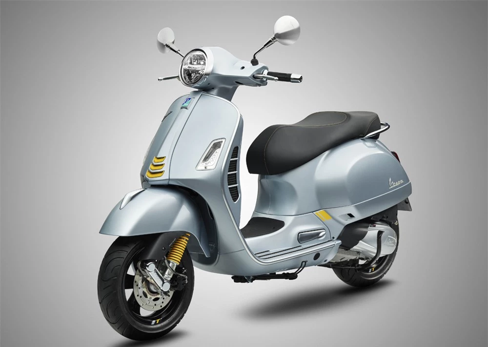 Vespa GTS Super Tech màu xám