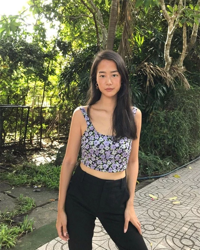 Vẻ đẹp và thần thái cuốn hút của cô gái gốc Việt trong MV mới của Đen Vâu ảnh 13