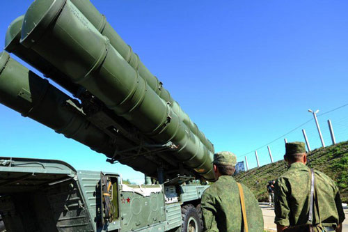 Báo Nga: Ấn Độ sẽ được Nga giao hệ thống phòng không S-400 vào cuối năm nay