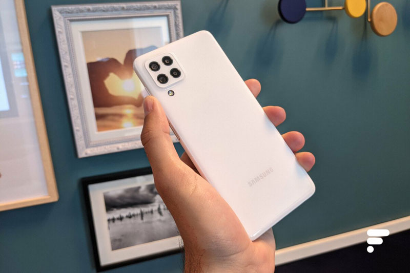 Samsung Galaxy A22 4G trình làng với RAM 6 GB, pin 5.000 mAh, màn hình 90Hz