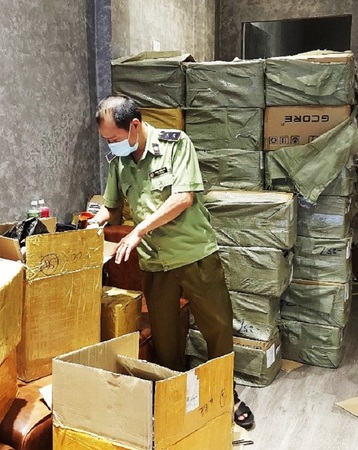 Hà Nội: Tạm giữ hàng chục nghìn sản phẩm thuốc lá điện tử trị giá trên 4 tỷ đồng