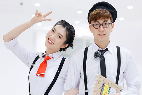 Running Man Vietnam: Không phải Lan Ngọc, người được ghép với Ngô Kiến Huy là Thúy Ngân, nhìn quá đẹp đôi