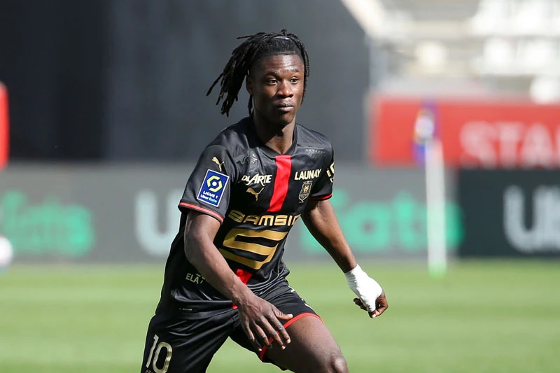 Tiền vệ: Eduardo Camavinga (Rennes).