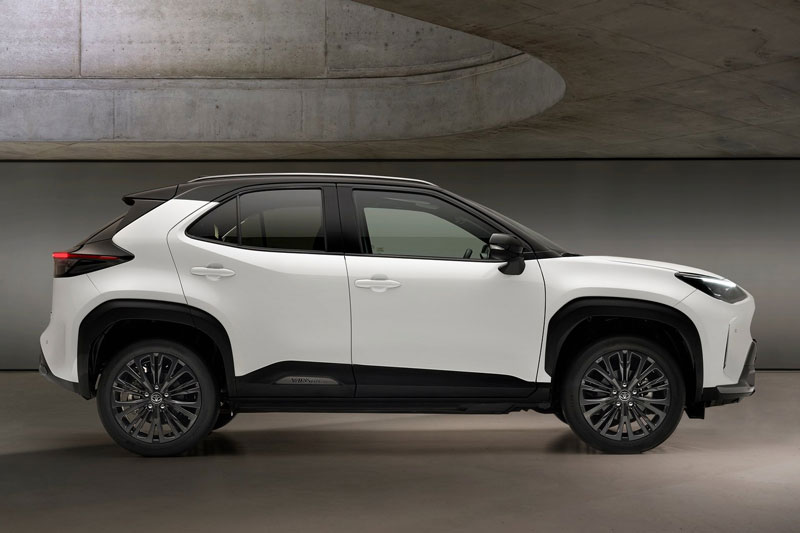 Cận cảnh crossover Toyota siêu tiết kiệm xăng, giá gần 460 triệu đồng