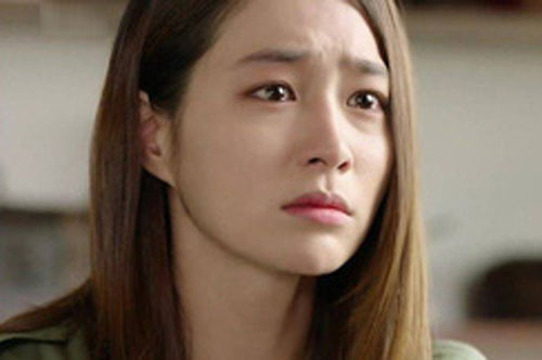 Khi con trai nghịch máy tính của chồng, bé bỗng nói 1 câu khiến tôi bàng hoàng bủn rủn tay chân