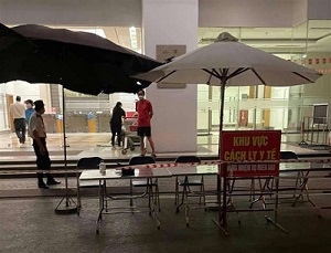 Phong toả tạm thời Park 7 Times City liên quan ca nghi mắc Covid-19