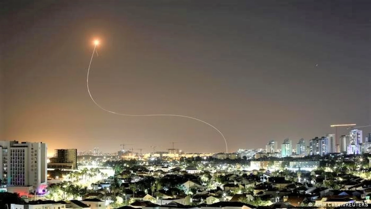 Lực lượng Phòng vệ Israel đang phải đối diện với bài toán đánh chặn tên lửa của Hamas; Nguồn: dw.com