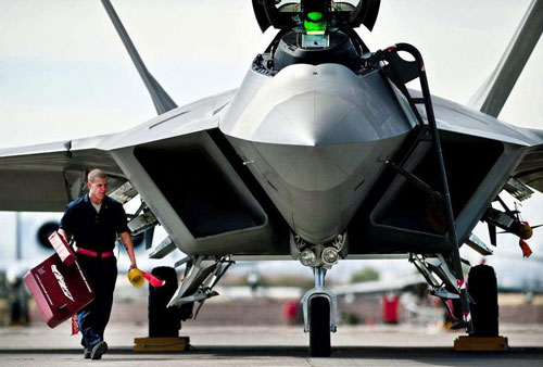 Nga tuyên bố có thể bắt các tiêm kích tàng hình Mỹ 'hiện nguyên hình', thực hư ra sao?