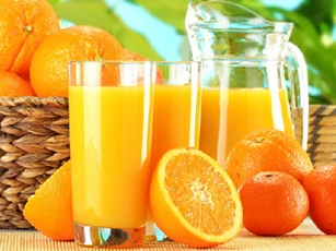 Cam ngon và tốt đến mấy cũng không nên ăn vào thời điểm này kẻo hỏng răng, sỏi thận