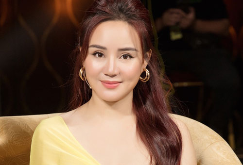 Vy Oanh từng trả lời về tin đồn cặp đại gia: "Tôi không có cặp. Nếu có thì là người yêu của tôi"