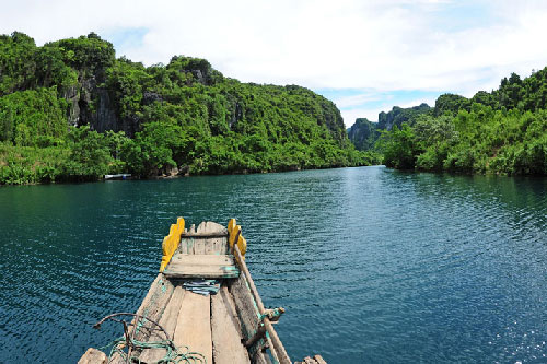Tới Quảng Bình nghe truyền thuyết về dòng sông Son