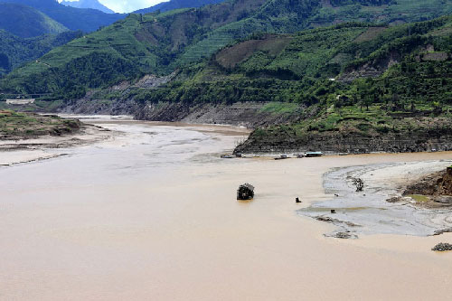 Chiêm ngưỡng nét kỳ vĩ của dòng sông quan trọng bậc nhất Tây Bắc