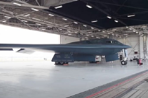 "Choáng" với số tiền Mỹ dự định chi cho B-21 Raider