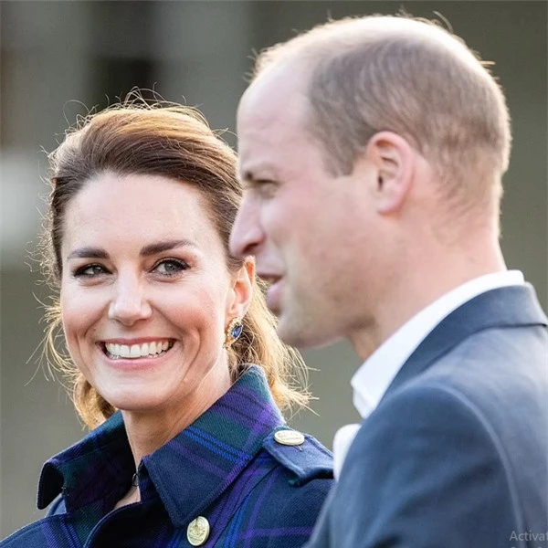 Chi tiết tế nhị chứng minh Công nương Kate luôn hướng về nhà chồng và chăm chỉ sự nghiệp phục vụ hoàng gia Anh - Ảnh 7.