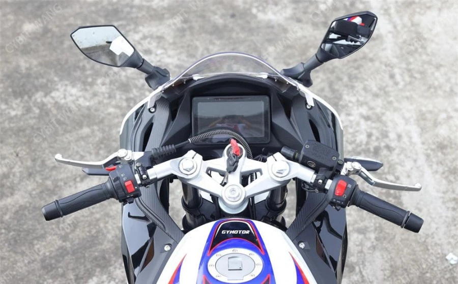 Môtô Trung Quốc sao chép thiết kế BMW S 1000 RR