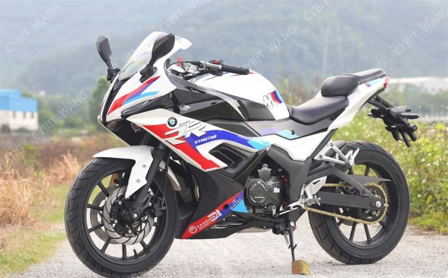 Môtô Trung Quốc sao chép thiết kế BMW S 1000 RR