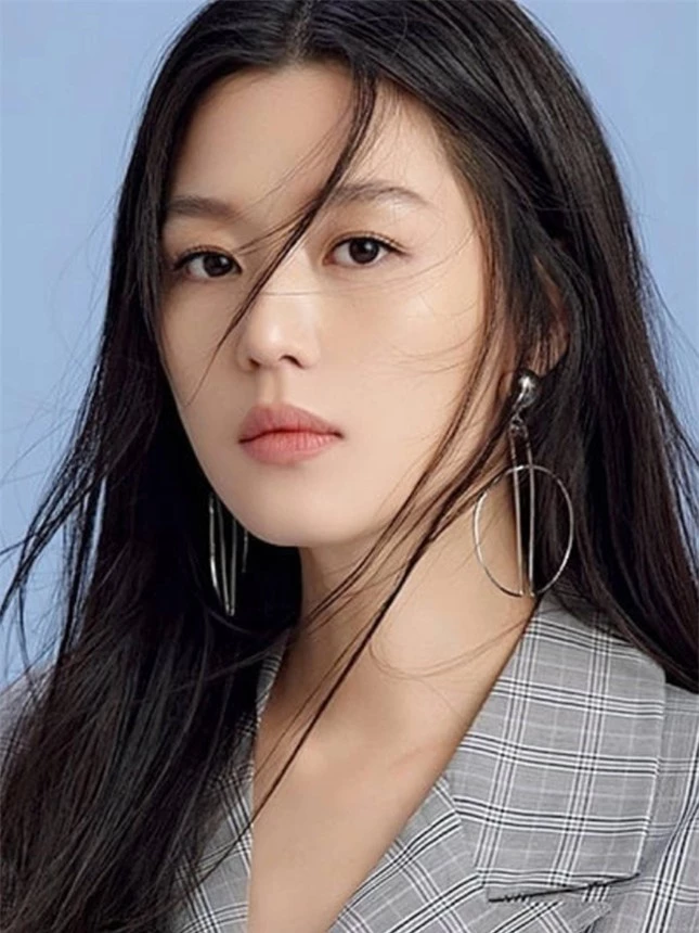 Song Hye Kyo tụt hạng thành diễn viên tuyến 2, nhưng thu nhập vẫn thuộc top đầu ảnh 4