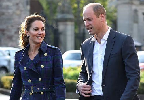 Chi tiết tế nhị chứng minh Công nương Kate luôn hướng về nhà chồng và chăm chỉ sự nghiệp phục vụ hoàng gia Anh